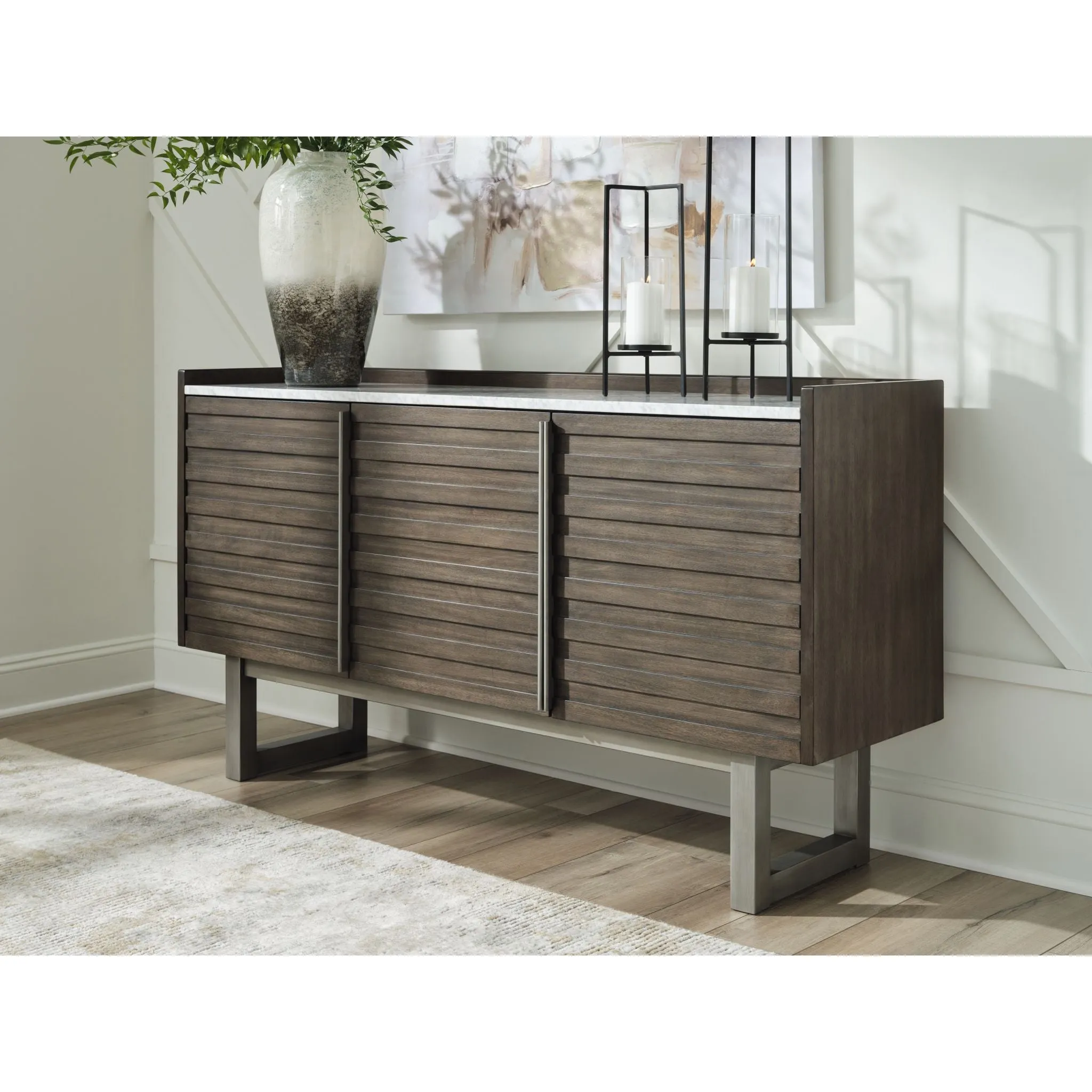 Arkenton-Exclusive Dining Server