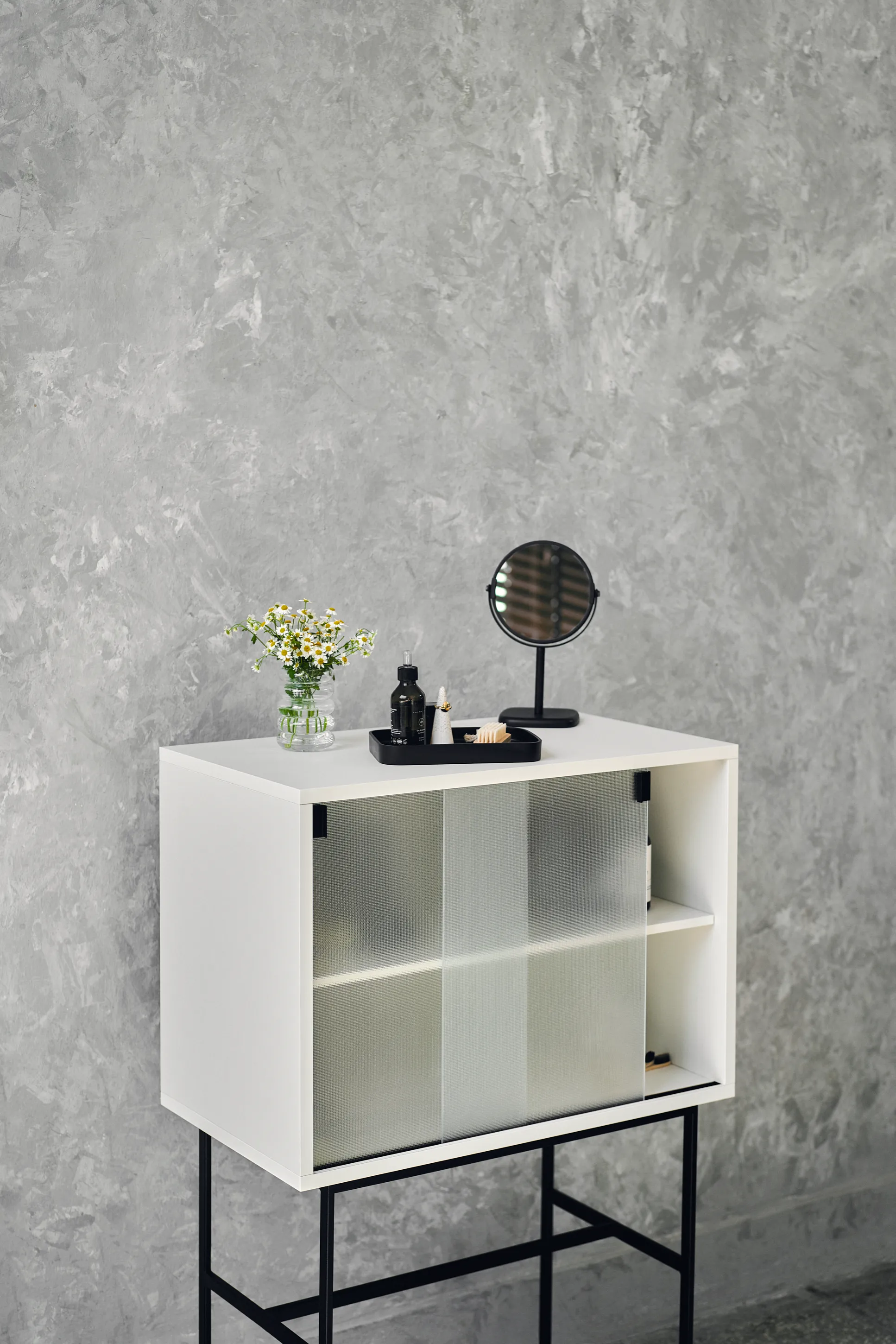Lekko Cabinet