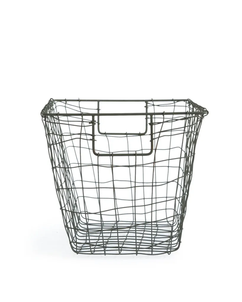 Durable Medium Mesh Wire Storage Basket for Home Organization